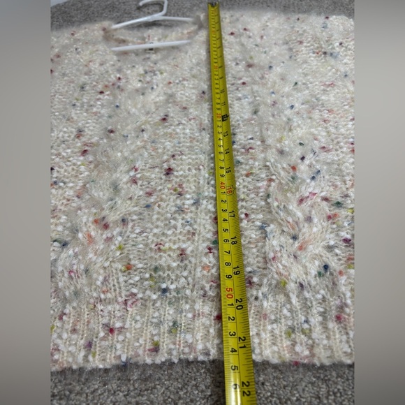 POL Oversized Chunky Fuzzy Confetti Balloon Sleeve Knit V Neck Sweater Medium - Picture 7 of 8